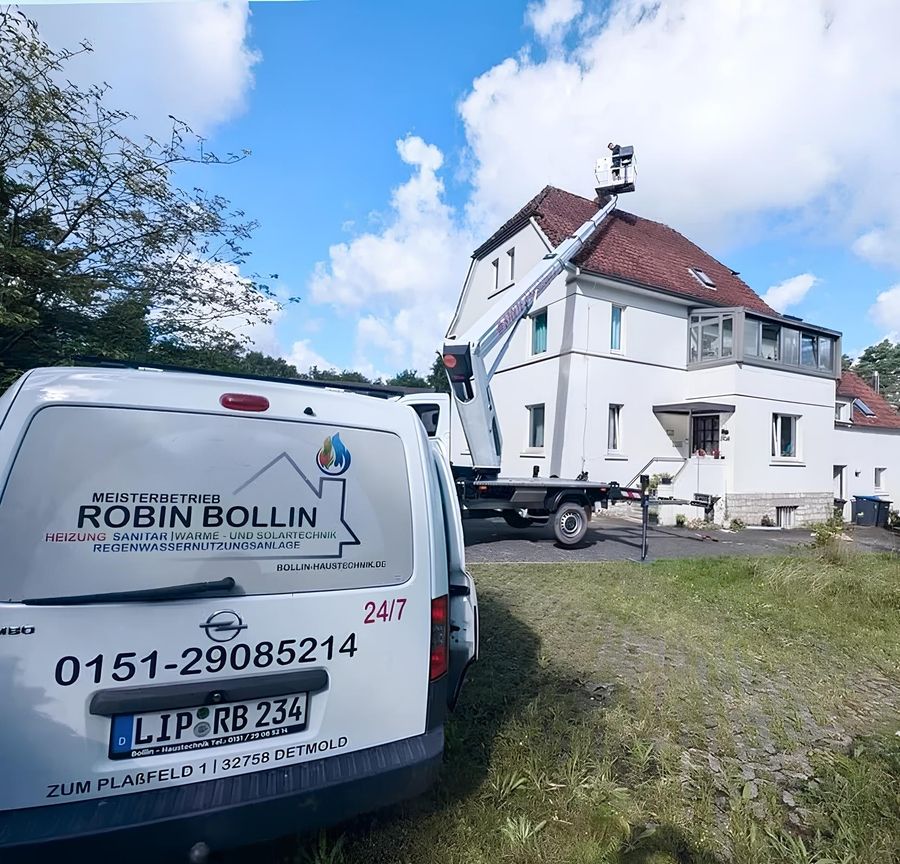 Firmenfahrzeug von Bollin-Haustechnik